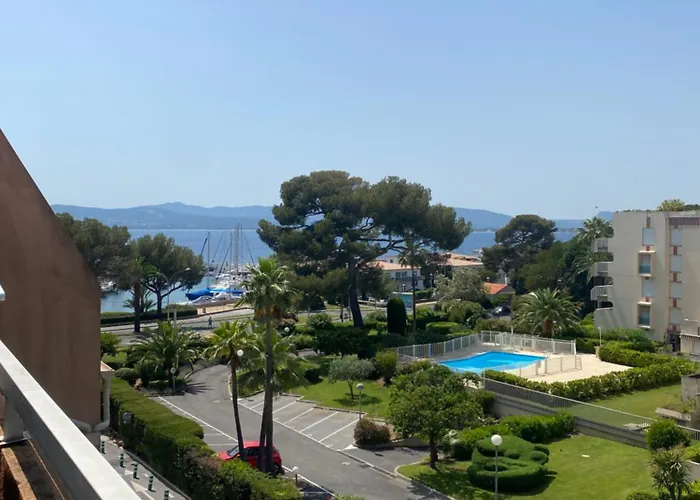 Vue Port Santa Lucia * Saint-Raphaël